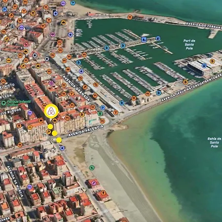Rentafive Nuevo Junto A La Playa Ascensor Apartment
