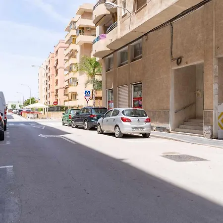 Rentafive Nuevo Junto A La Playa Ascensor Apartment *